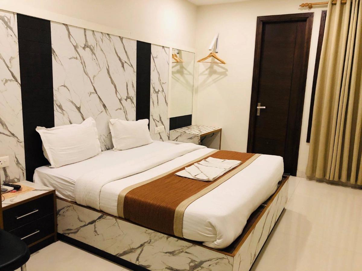 Motimahal Inn Haldwāni Εξωτερικό φωτογραφία